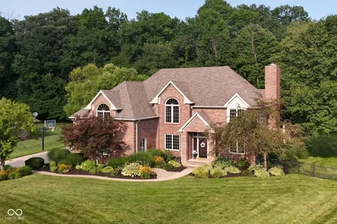 1981 Water Oak Way Avon IN 46123