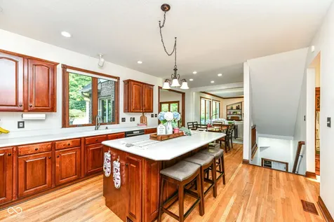 1981 Water Oak Way Avon IN 46123