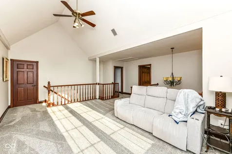 1981 Water Oak Way Avon IN 46123