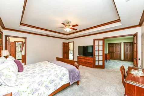 1981 Water Oak Way Avon IN 46123
