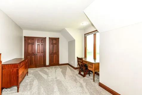 1981 Water Oak Way Avon IN 46123