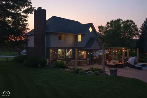 1981 Water Oak Way Avon IN 46123