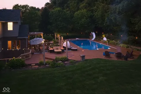 1981 Water Oak Way Avon IN 46123
