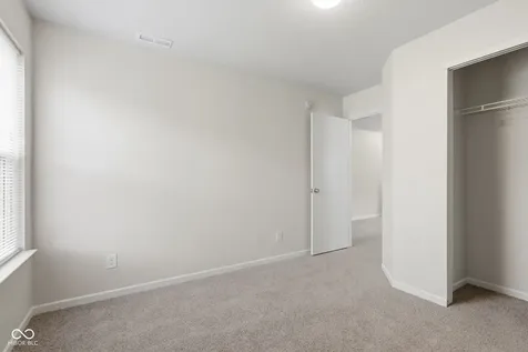 2433 Black Antler Court Indianapolis IN 46217