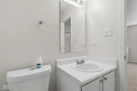 2433 Black Antler Court Indianapolis IN 46217