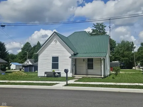 104 W Poplar Street North Vernon IN 47265