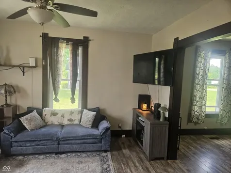 104 W Poplar Street North Vernon IN 47265
