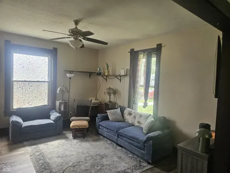 104 W Poplar Street North Vernon IN 47265