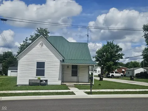 104 W Poplar Street North Vernon IN 47265