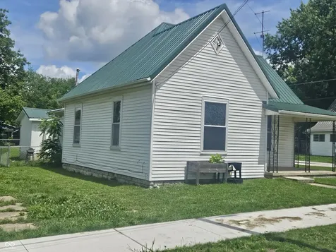 104 W Poplar Street North Vernon IN 47265