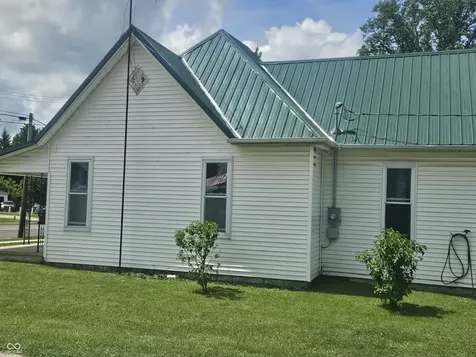 104 W Poplar Street North Vernon IN 47265