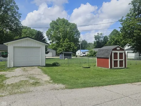 104 W Poplar Street North Vernon IN 47265