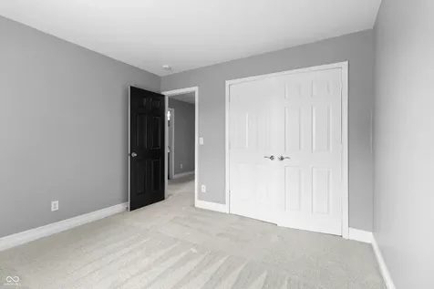 6529 Sussex Drive Zionsville IN 46077
