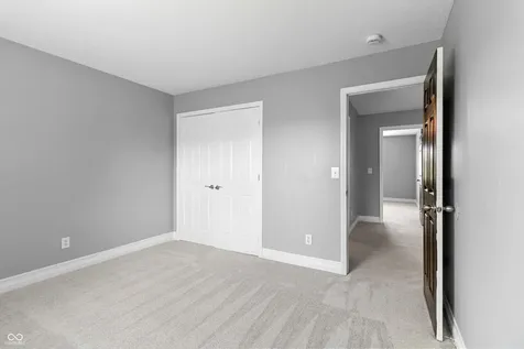 6529 Sussex Drive Zionsville IN 46077