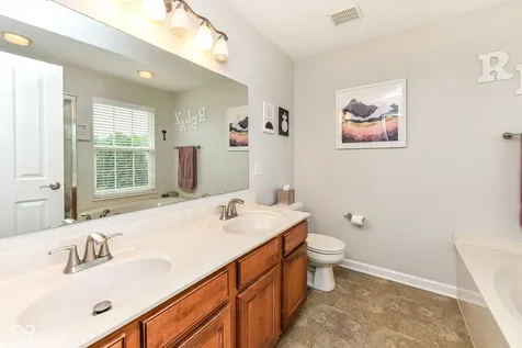 9060 Rider Drive Fishers IN 46038