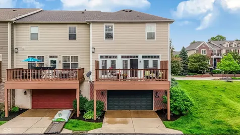 201 Manchester Drive Zionsville IN 46077