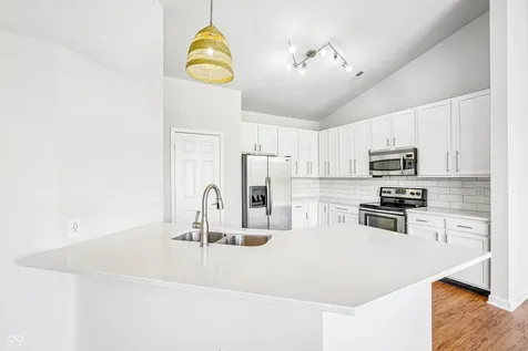 2082 Lawrin Court Indianapolis IN 46234