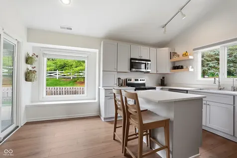 9929 Hamblin Court Carmel IN 46280