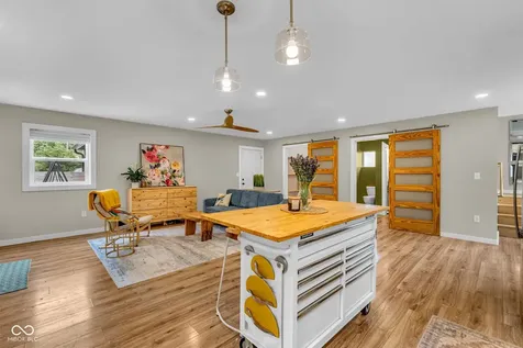 11631 Hickory Nut Road Cloverdale IN 46120