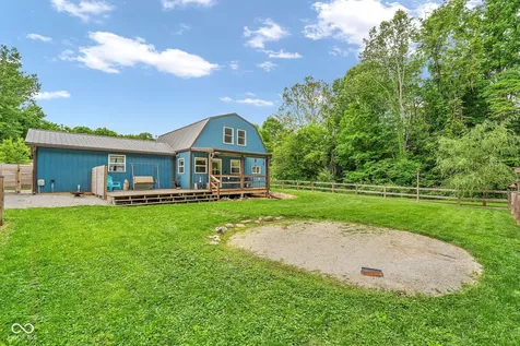 11631 Hickory Nut Road Cloverdale IN 46120
