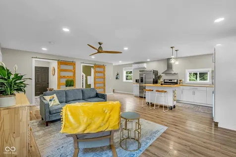 11631 Hickory Nut Road Cloverdale IN 46120