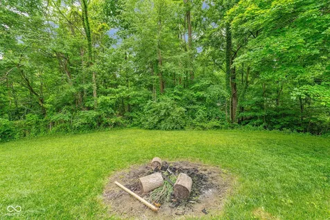 11631 Hickory Nut Road Cloverdale IN 46120