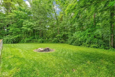 11631 Hickory Nut Road Cloverdale IN 46120