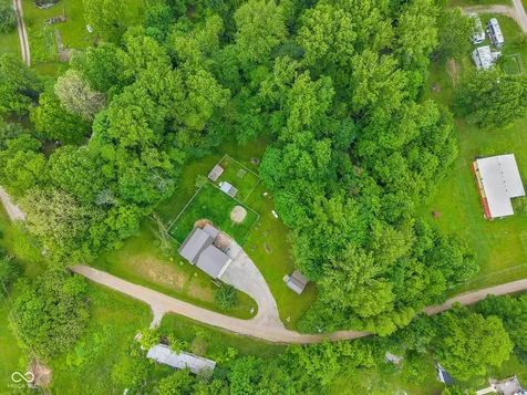 11631 Hickory Nut Road Cloverdale IN 46120