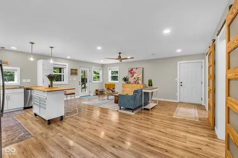 11631 Hickory Nut Road Cloverdale IN 46120