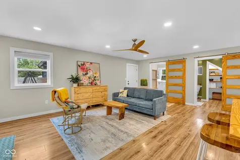 11631 Hickory Nut Road Cloverdale IN 46120