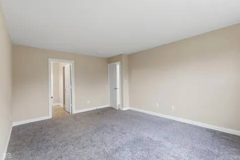 8717 Fielding Lane Indianapolis IN 46239