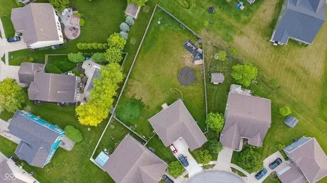 8717 Fielding Lane Indianapolis IN 46239