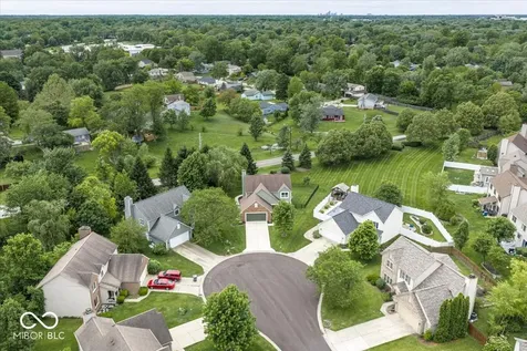 8641 Burrell Lane Indianapolis IN 46256