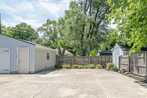 1938 N Emerson Avenue Indianapolis IN 46218