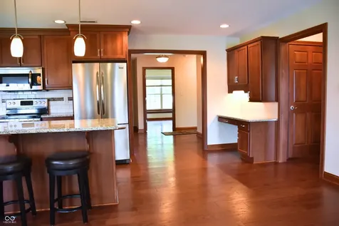 4765 W Harrisburg Court New Palestine IN 46163