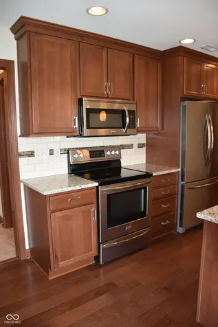 4765 W Harrisburg Court New Palestine IN 46163