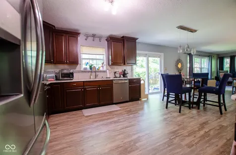 8939 Emperors Court Indianapolis IN 46234