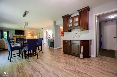 8939 Emperors Court Indianapolis IN 46234