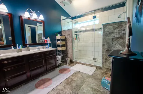 8939 Emperors Court Indianapolis IN 46234