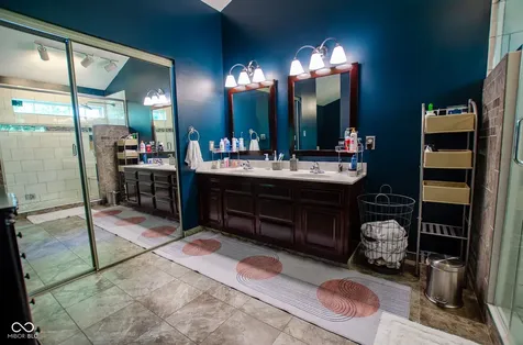 8939 Emperors Court Indianapolis IN 46234