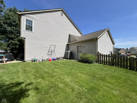 8939 Emperors Court Indianapolis IN 46234