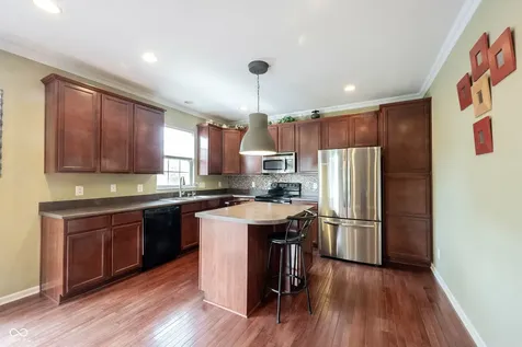 11910 Riley Drive Zionsville IN 46077