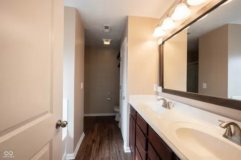 11910 Riley Drive Zionsville IN 46077