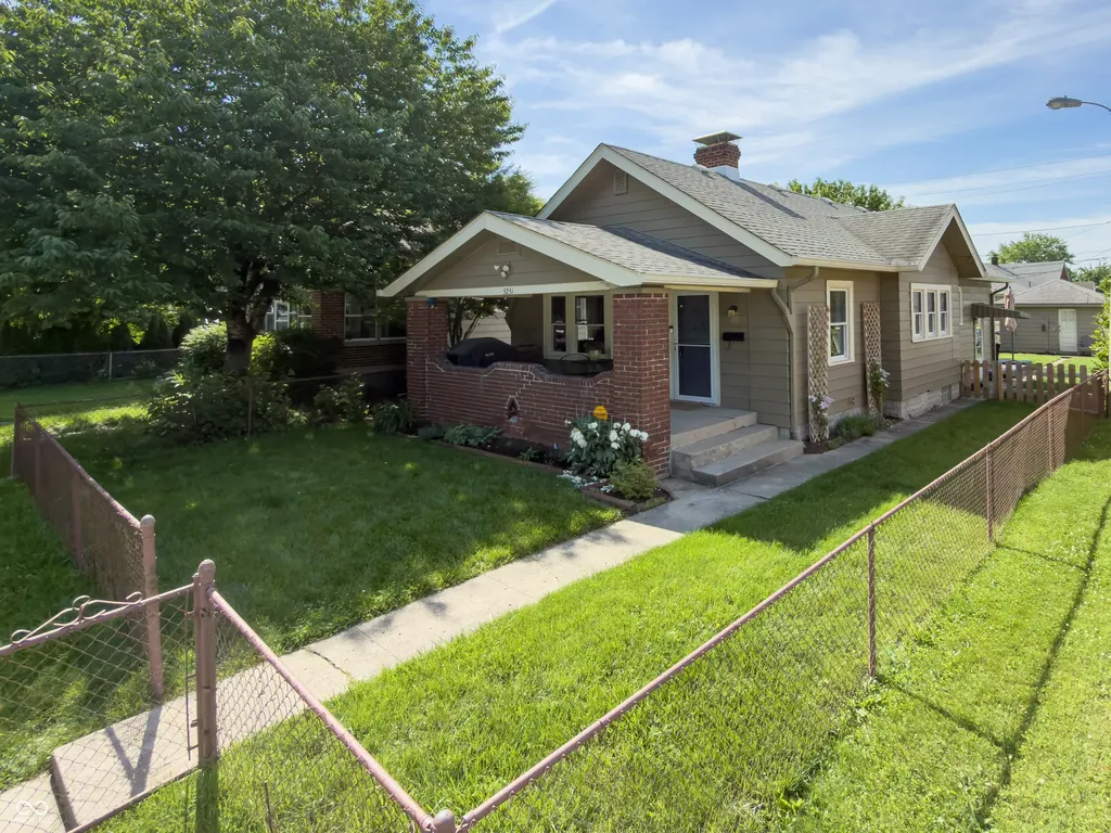 5251 E 11th Street Indianapolis IN 46219