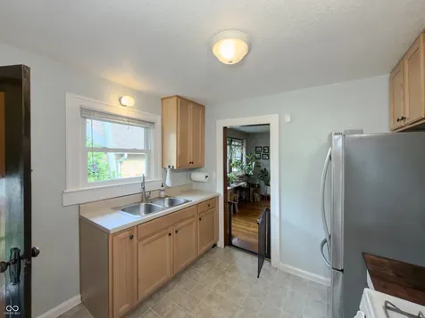 5251 E 11th Street Indianapolis IN 46219