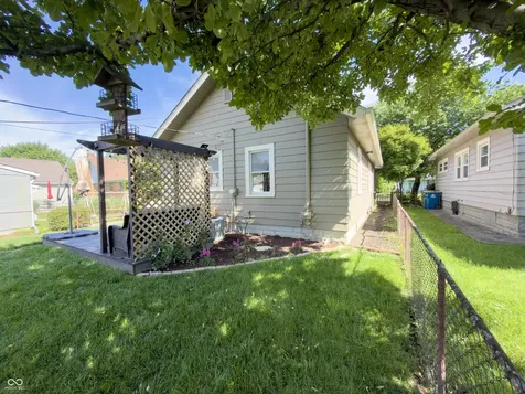5251 E 11th Street Indianapolis IN 46219
