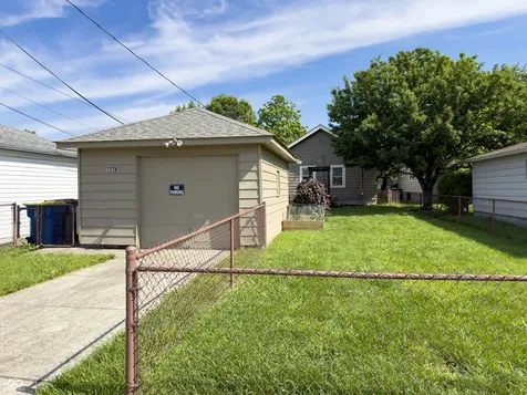 5251 E 11th Street Indianapolis IN 46219