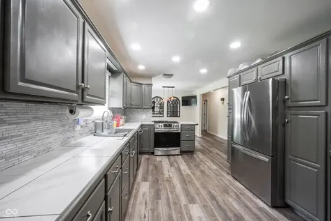 5349 Seneca Drive Indianapolis IN 46220