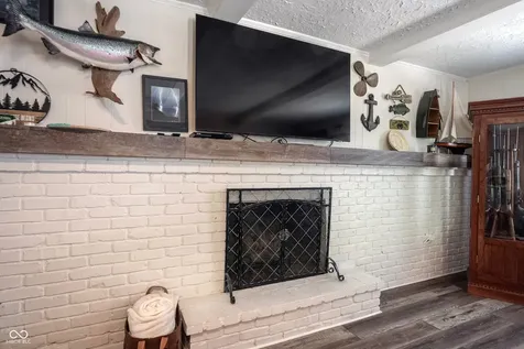 5349 Seneca Drive Indianapolis IN 46220