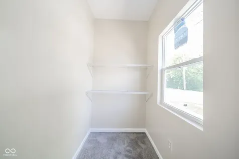 41 W Warrick Street Knightstown IN 46148